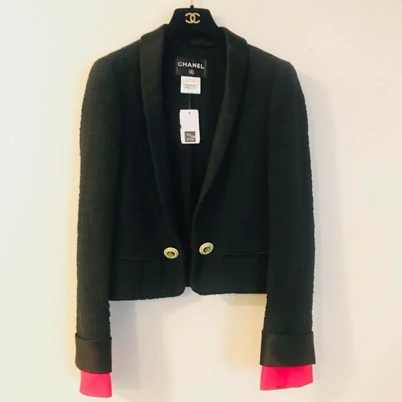 Chanel Tweed Tuxedo Blazer - Picture 7 of 16